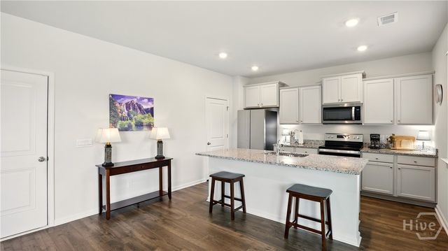 60 Knotty Court, Richmond Hill, GA 31324