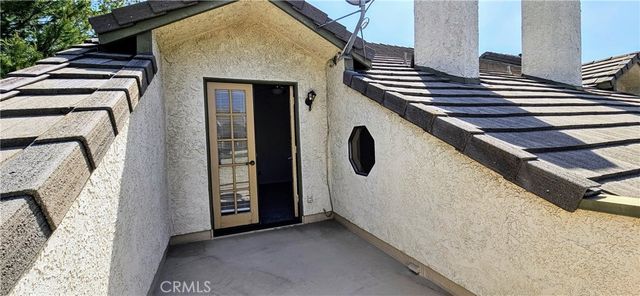 976 W Arrow, Upland, CA 91786