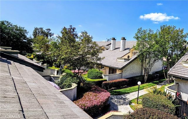 976 W Arrow, Upland, CA 91786