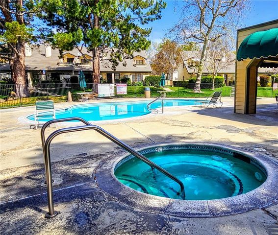 976 W Arrow, Upland, CA 91786