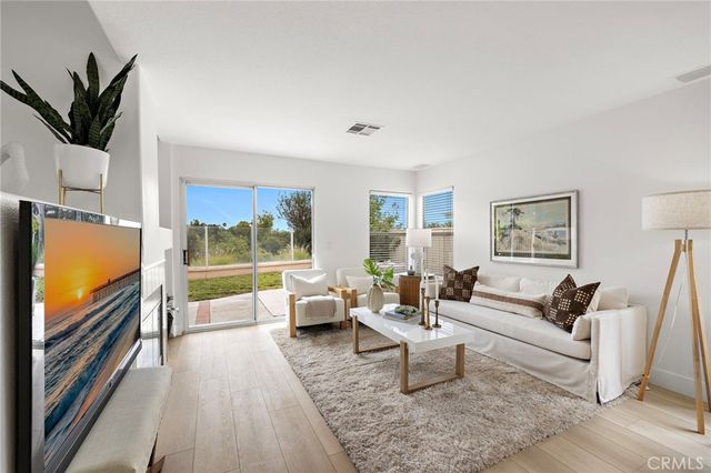 50 Blanco, Lake Forest, CA 92610