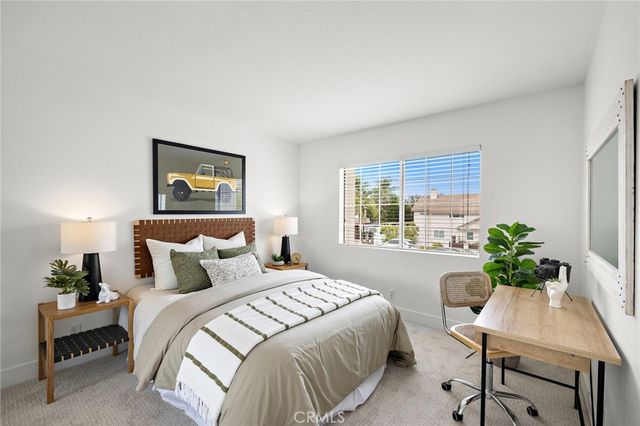 50 Blanco, Lake Forest, CA 92610