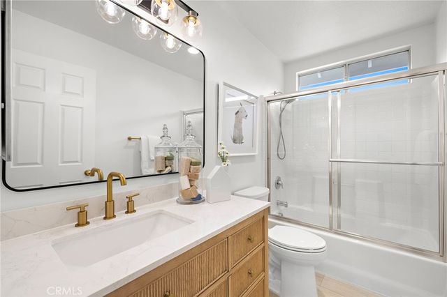 50 Blanco, Lake Forest, CA 92610