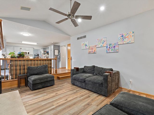 704 E 6th Street, Coal Valley, IL 61240