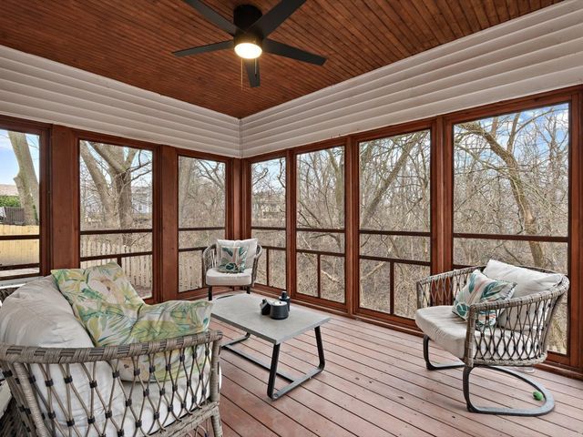 704 E 6th Street, Coal Valley, IL 61240