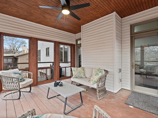 704 E 6th Street, Coal Valley, IL 61240