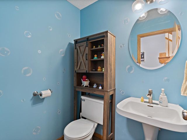 704 E 6th Street, Coal Valley, IL 61240