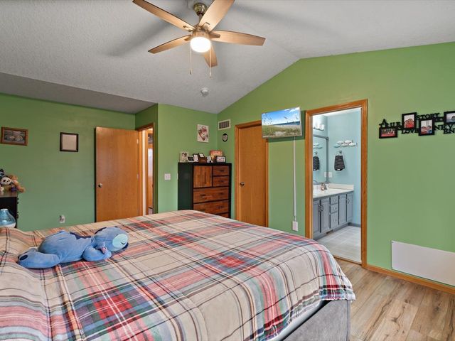 704 E 6th Street, Coal Valley, IL 61240