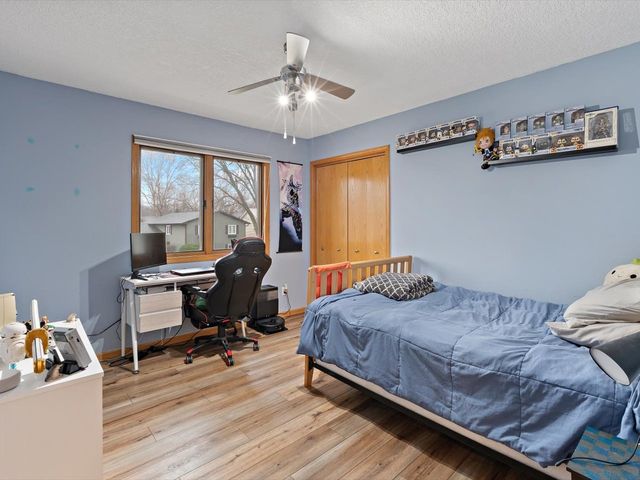 704 E 6th Street, Coal Valley, IL 61240