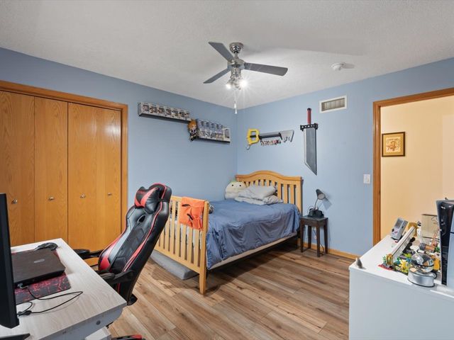 704 E 6th Street, Coal Valley, IL 61240