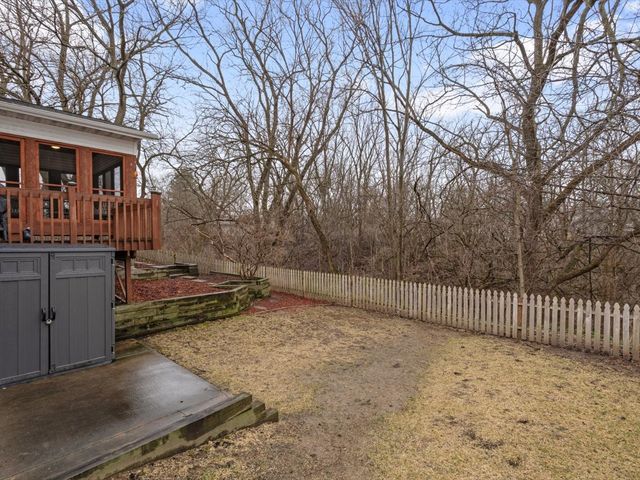 704 E 6th Street, Coal Valley, IL 61240