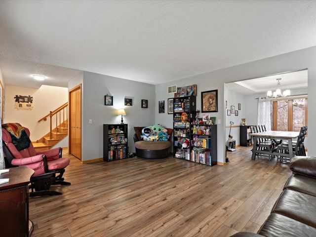 704 E 6th Street, Coal Valley, IL 61240