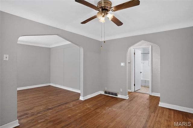 9013 Pallardy Lane, Overland, MO 63114