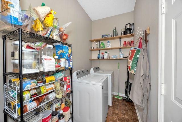 310 N Oxford Cir, Meridianville, AL 35759