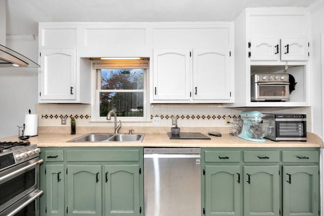 310 N Oxford Cir, Meridianville, AL 35759