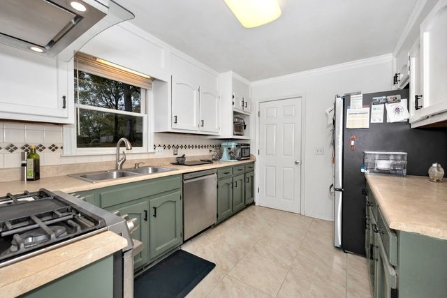 310 N Oxford Cir, Meridianville, AL 35759