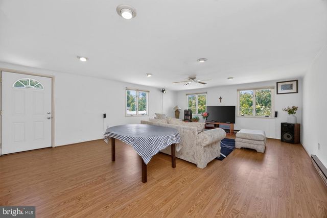 130 SHASTA RD, Plymouth Meeting, PA 19462