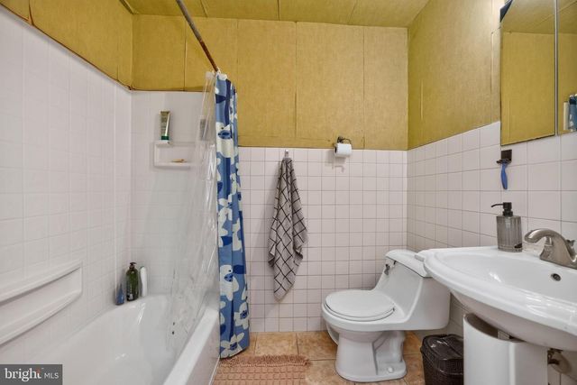 130 SHASTA RD, Plymouth Meeting, PA 19462