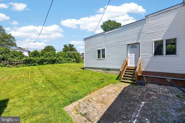 130 SHASTA RD, Plymouth Meeting, PA 19462