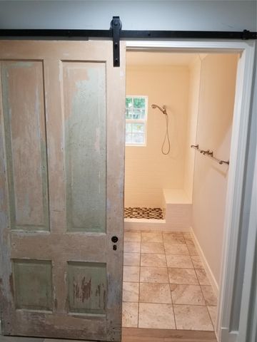 122 Albacore Avenue, Galveston, TX 77550