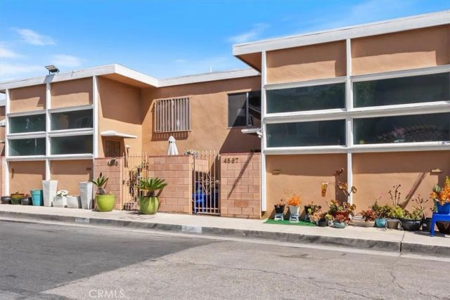 4567 Don Ricardo Drive, Los Angeles, CA 90008