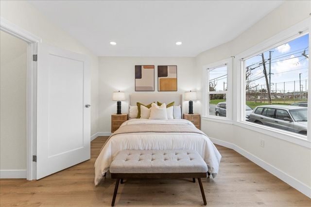 2717 2717 Mabel St, Berkeley, CA 94702