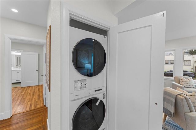 2717 2717 Mabel St, Berkeley, CA 94702