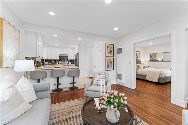 2717 2717 Mabel St, Berkeley, CA 94702