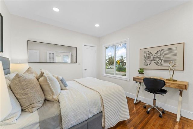 2717 2717 Mabel St, Berkeley, CA 94702