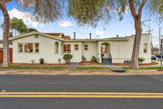 2717 2717 Mabel St, Berkeley, CA 94702