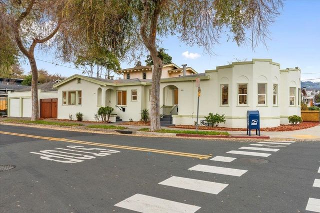 2717 2717 Mabel St, Berkeley, CA 94702