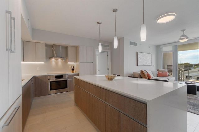 111 SE 1st Avenue 404, Delray Beach, FL 33444