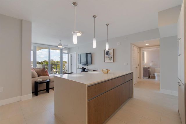 111 SE 1st Avenue 404, Delray Beach, FL 33444