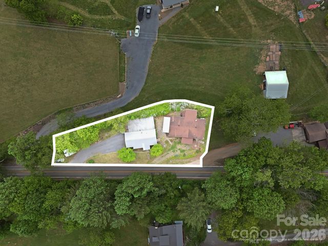 3383 Thickety Road, Clyde, NC 28721
