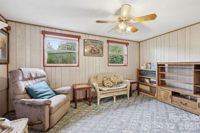 3383 Thickety Road, Clyde, NC 28721