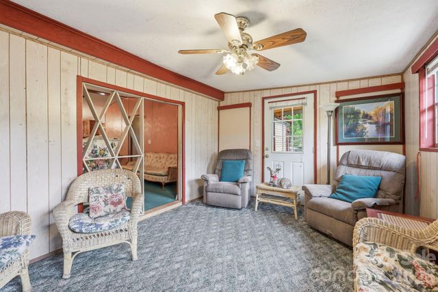 3383 Thickety Road, Clyde, NC 28721