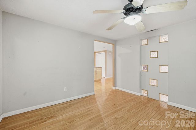 3383 Thickety Road, Clyde, NC 28721