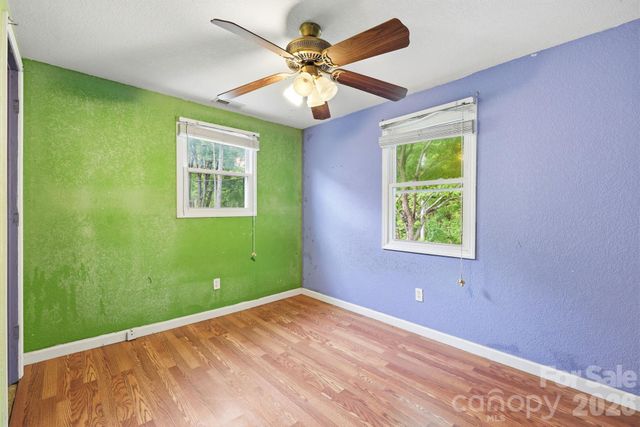 3383 Thickety Road, Clyde, NC 28721