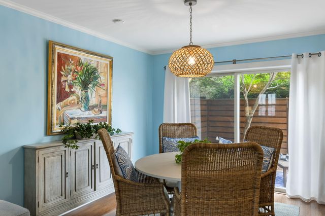 20 Charlestowne Court, Charleston, SC 29401