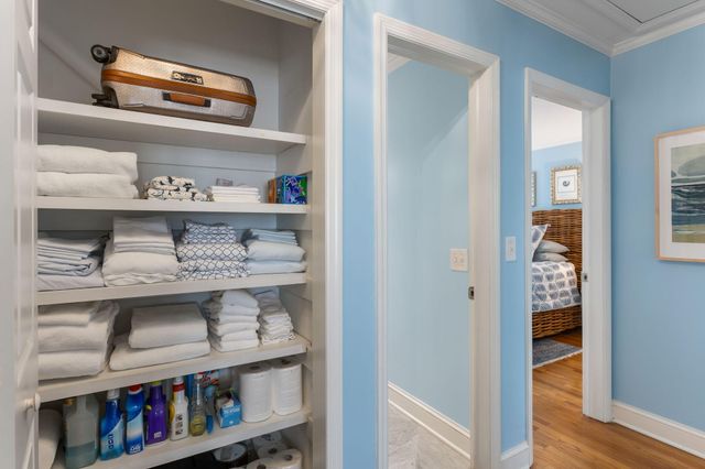 20 Charlestowne Court, Charleston, SC 29401