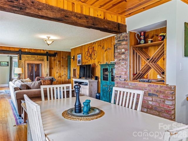 57 Langwell Avenue, Asheville, NC 28806