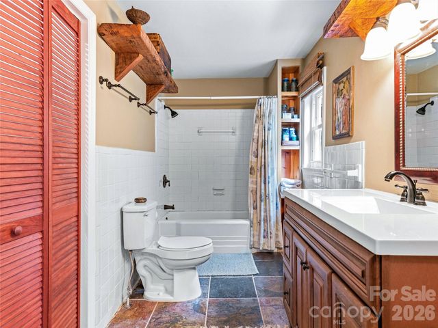 57 Langwell Avenue, Asheville, NC 28806