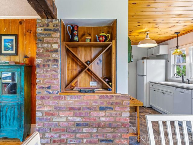 57 Langwell Avenue, Asheville, NC 28806