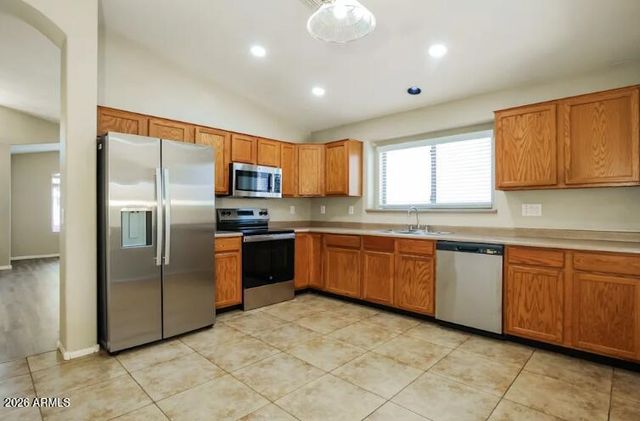 16255 W MORELAND Street, Goodyear, AZ 85338