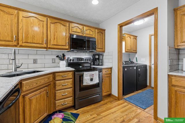 987 Sheridan Street, Fremont, NE 68025