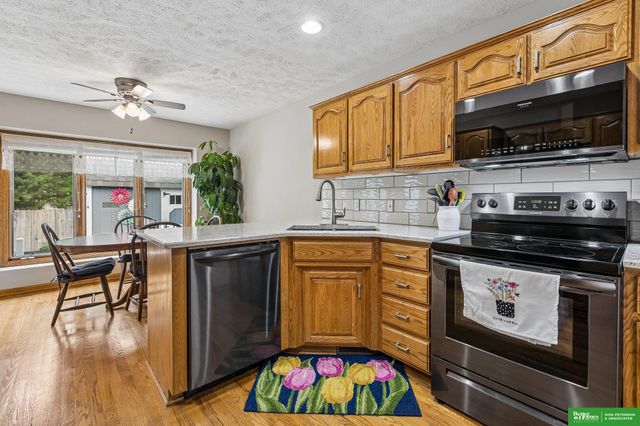 987 Sheridan Street, Fremont, NE 68025