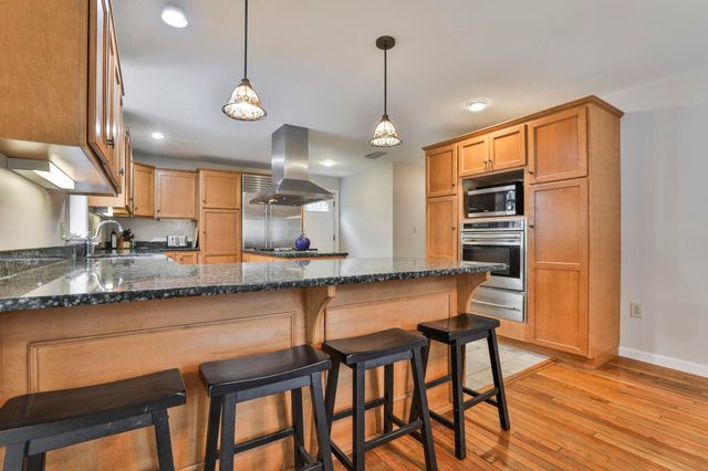 94 Breakneck Road, Newport, NH 03773