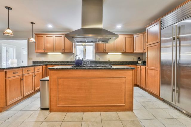94 Breakneck Road, Newport, NH 03773