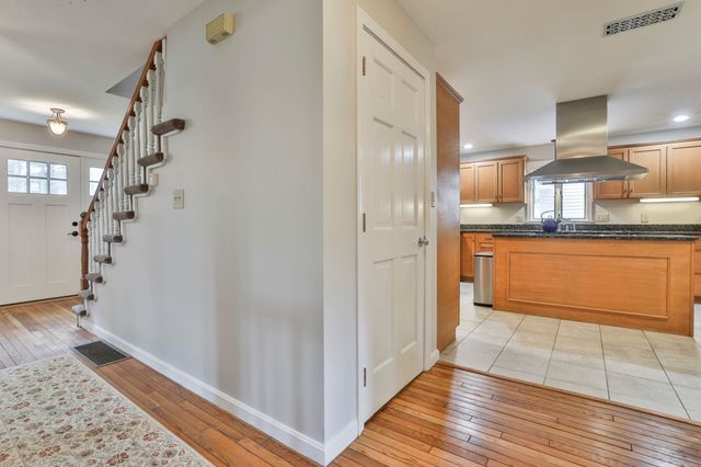 94 Breakneck Road, Newport, NH 03773