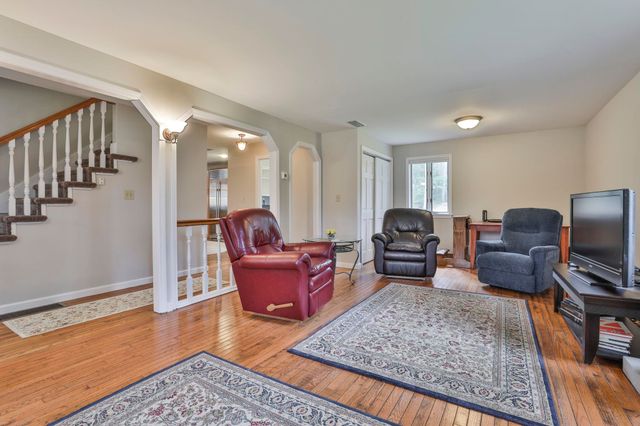 94 Breakneck Road, Newport, NH 03773